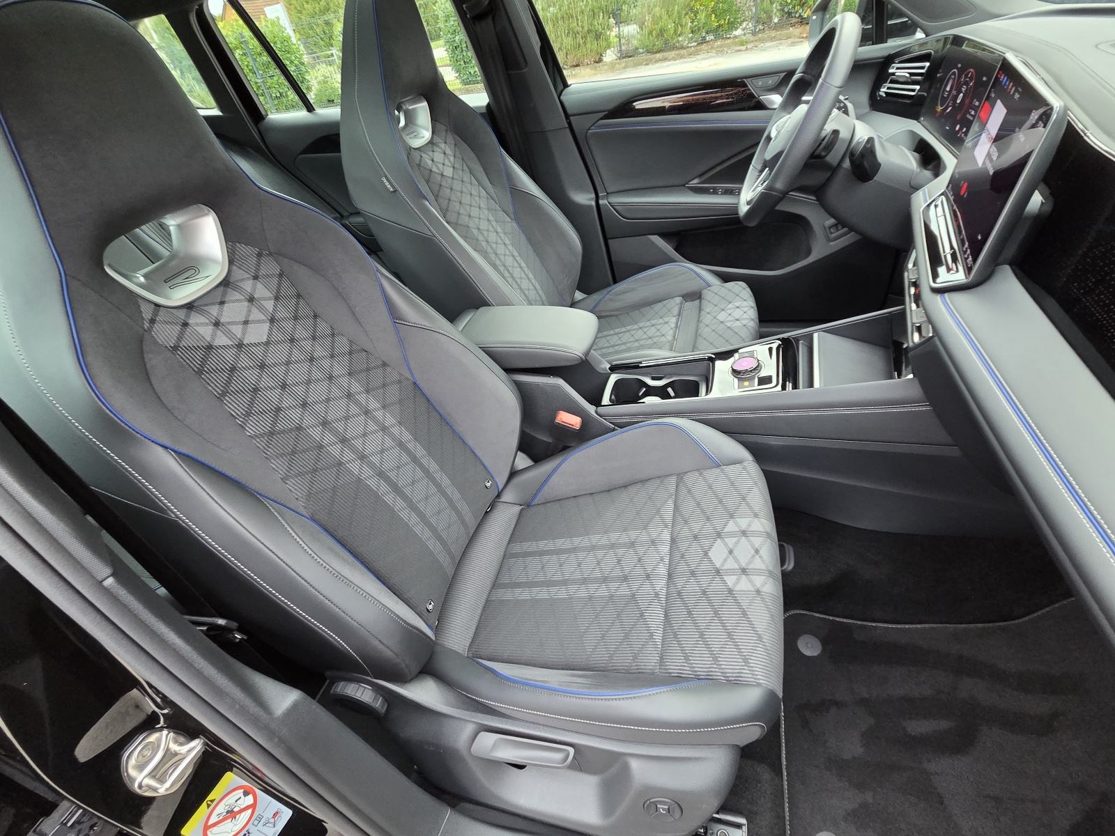 Volkswagen Tiguan 2.0TDI DSG R-Line 4JOY