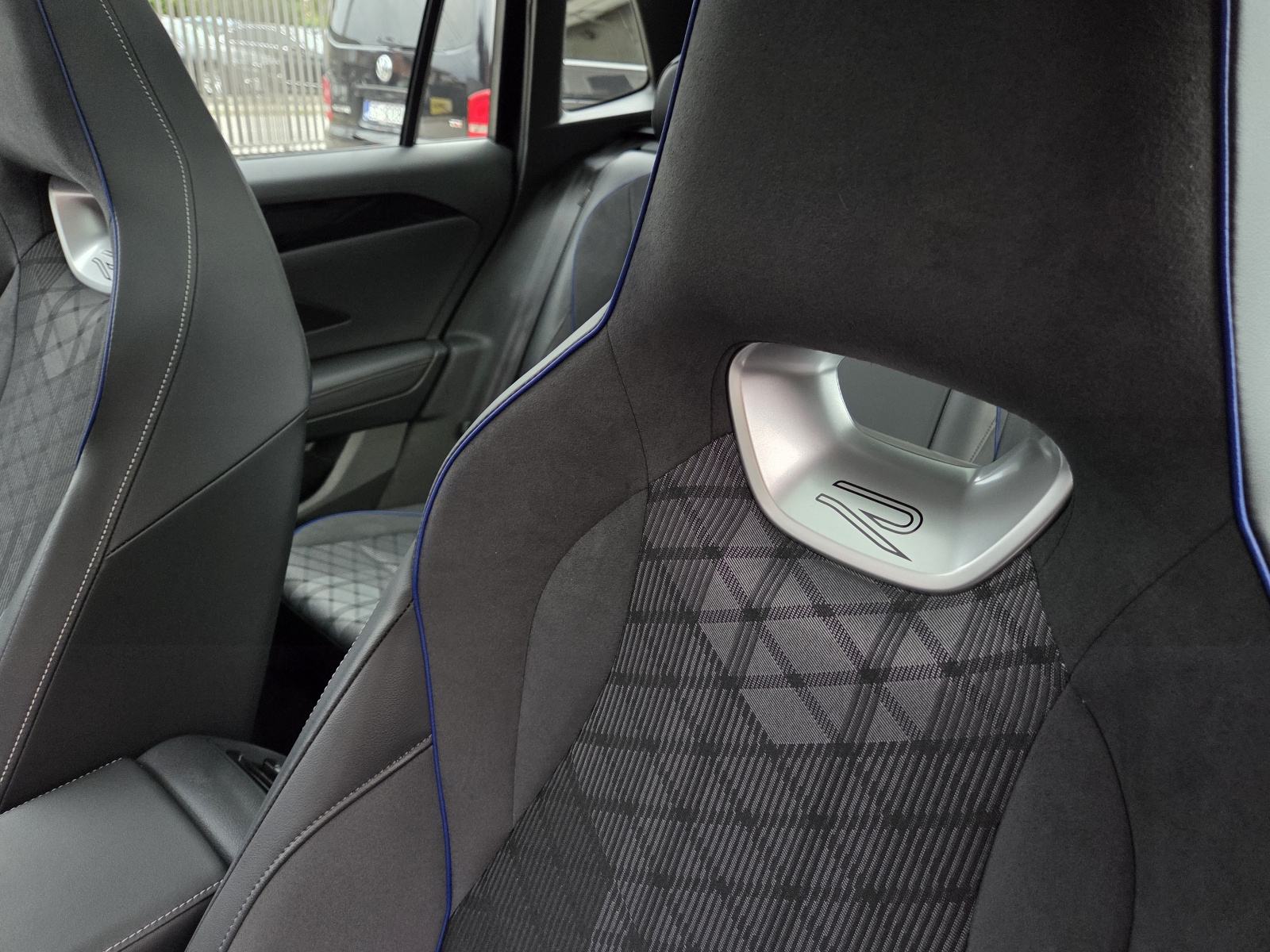 Volkswagen Tiguan 2.0TDI DSG R-Line 4JOY