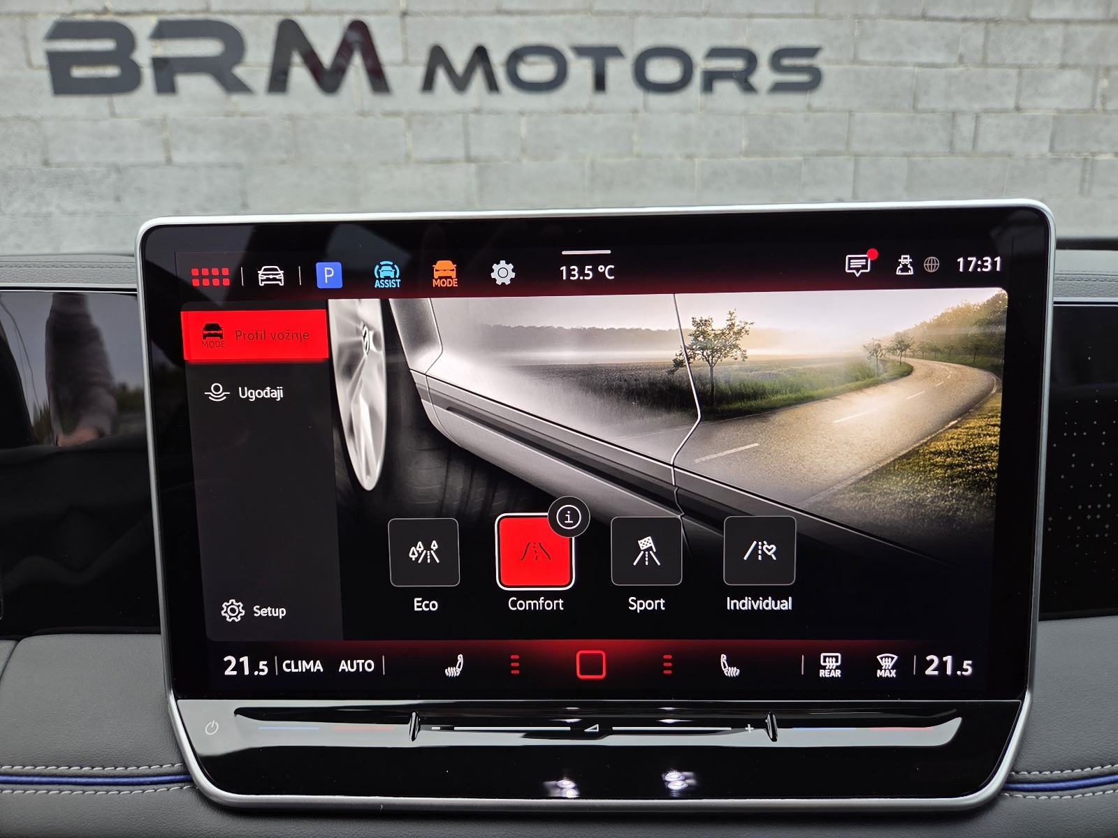 Volkswagen Tiguan 2.0TDI DSG R-Line 4JOY