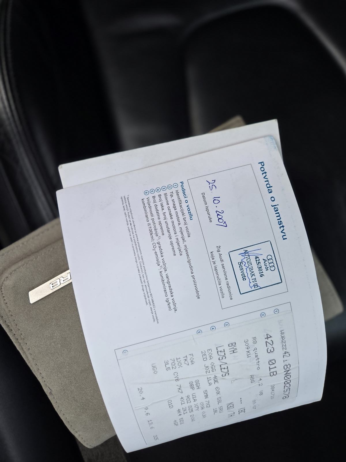 Audi R8 4,2 FSI V8 Quattro