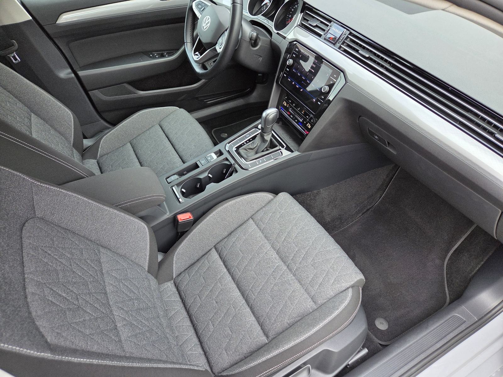 VW Passat Variant 2,0 TDI BMT DSG Elegance