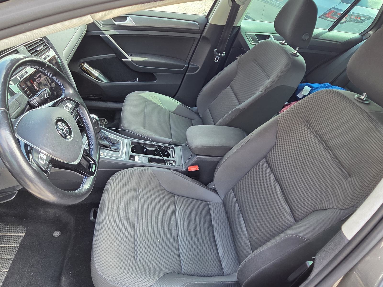 VW Golf 7.5 eGolf DSG