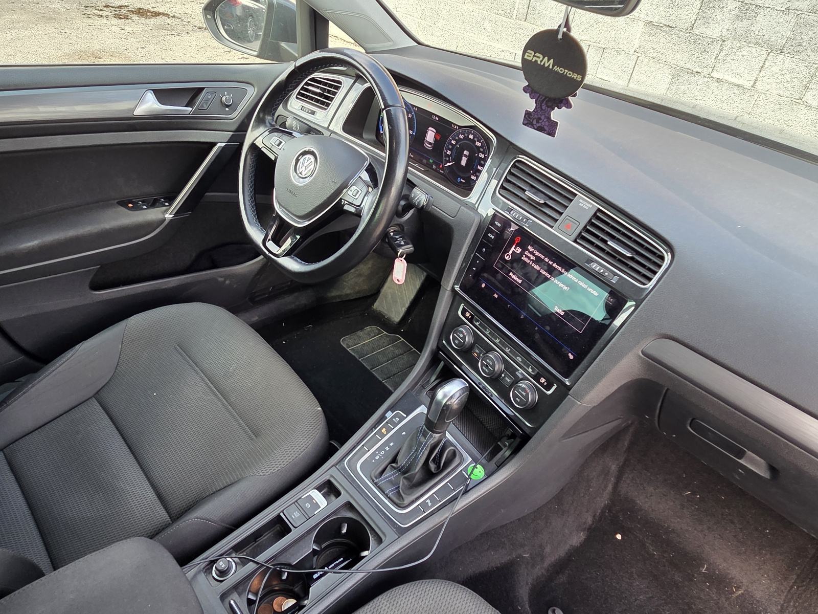 VW Golf 7.5 eGolf DSG