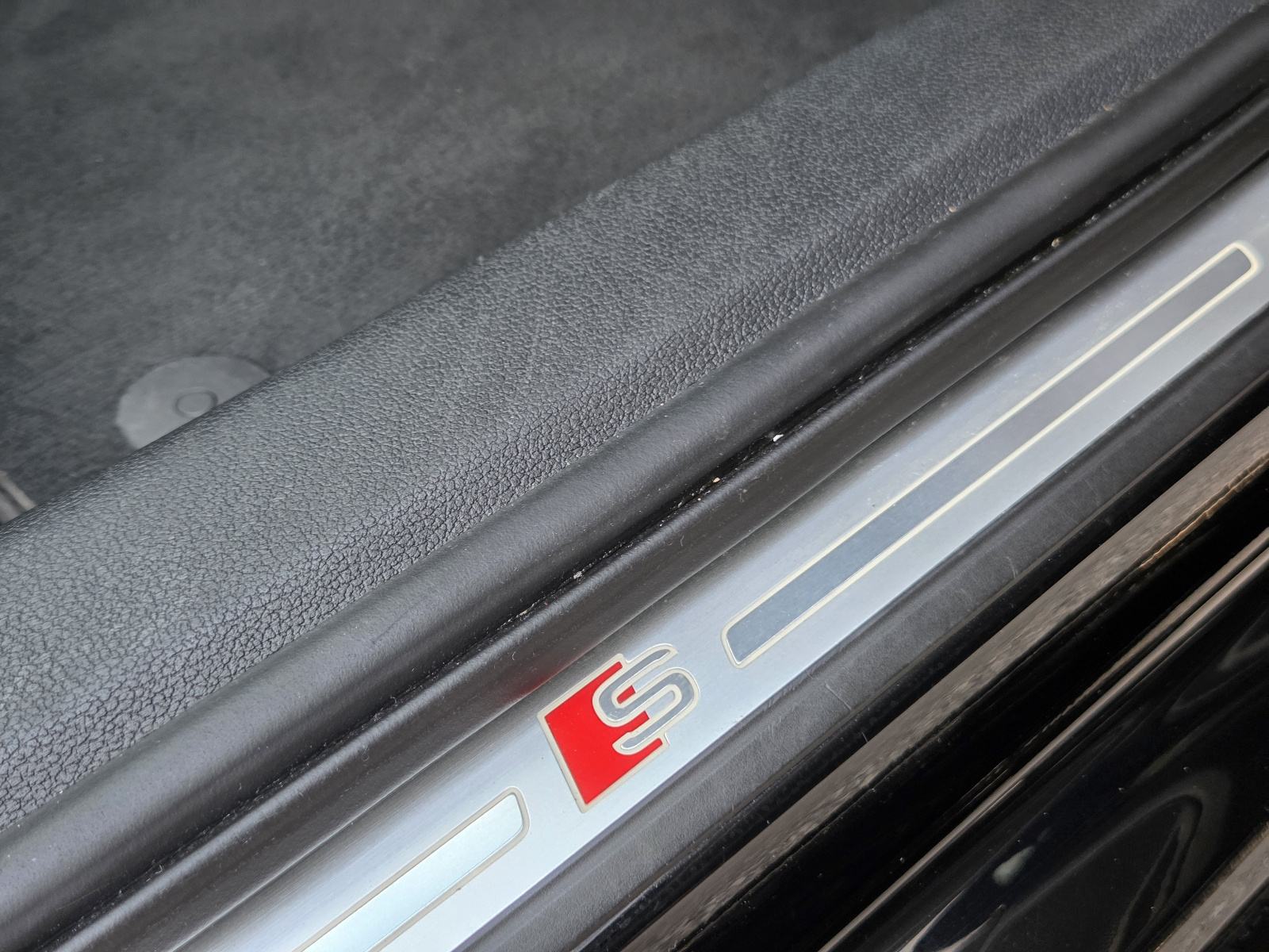 Audi A4 40 TDI Quattro S-line S-tronic
