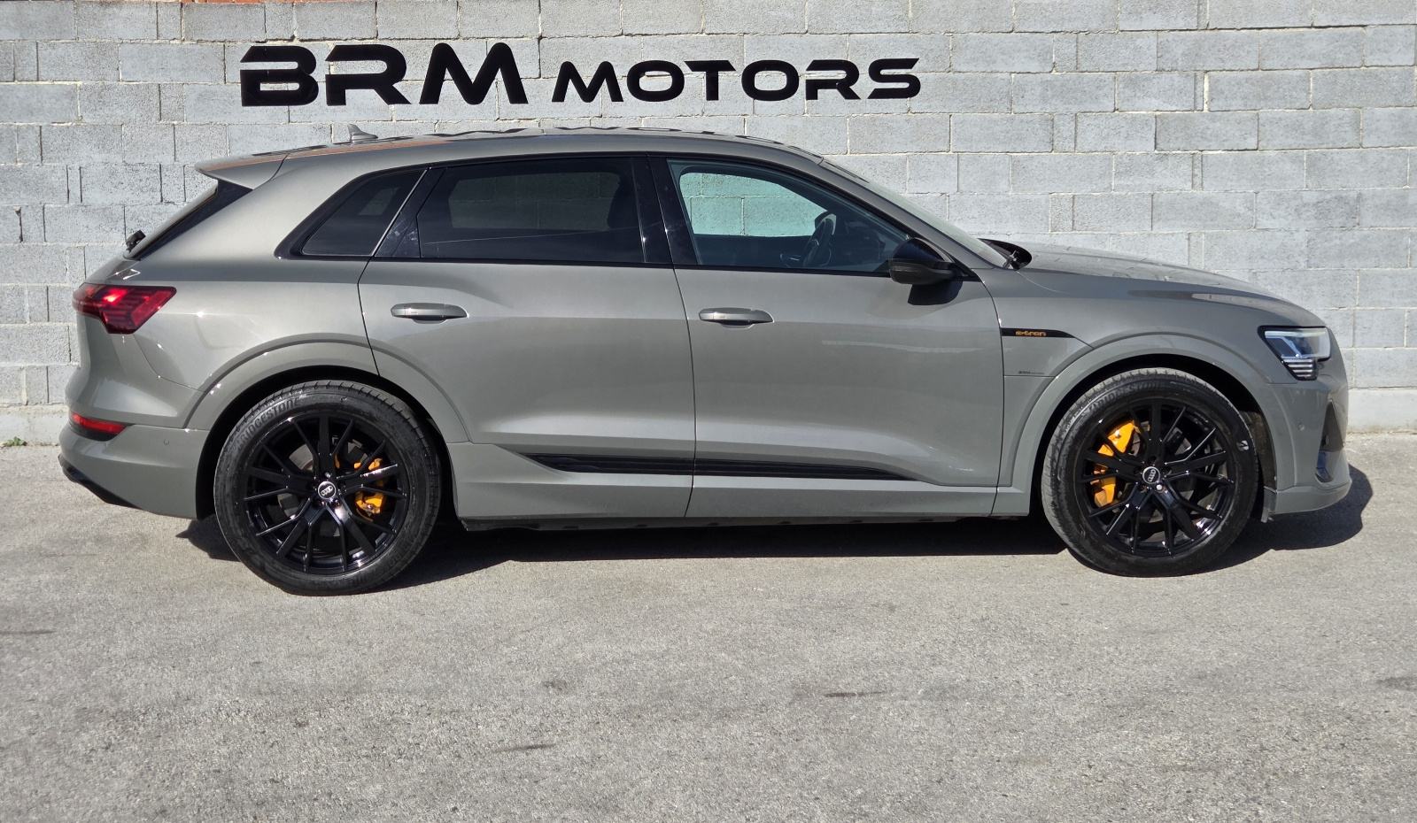 Audi Q8 e-tron 55 Quattro 2x S-Line – Orange Black edition