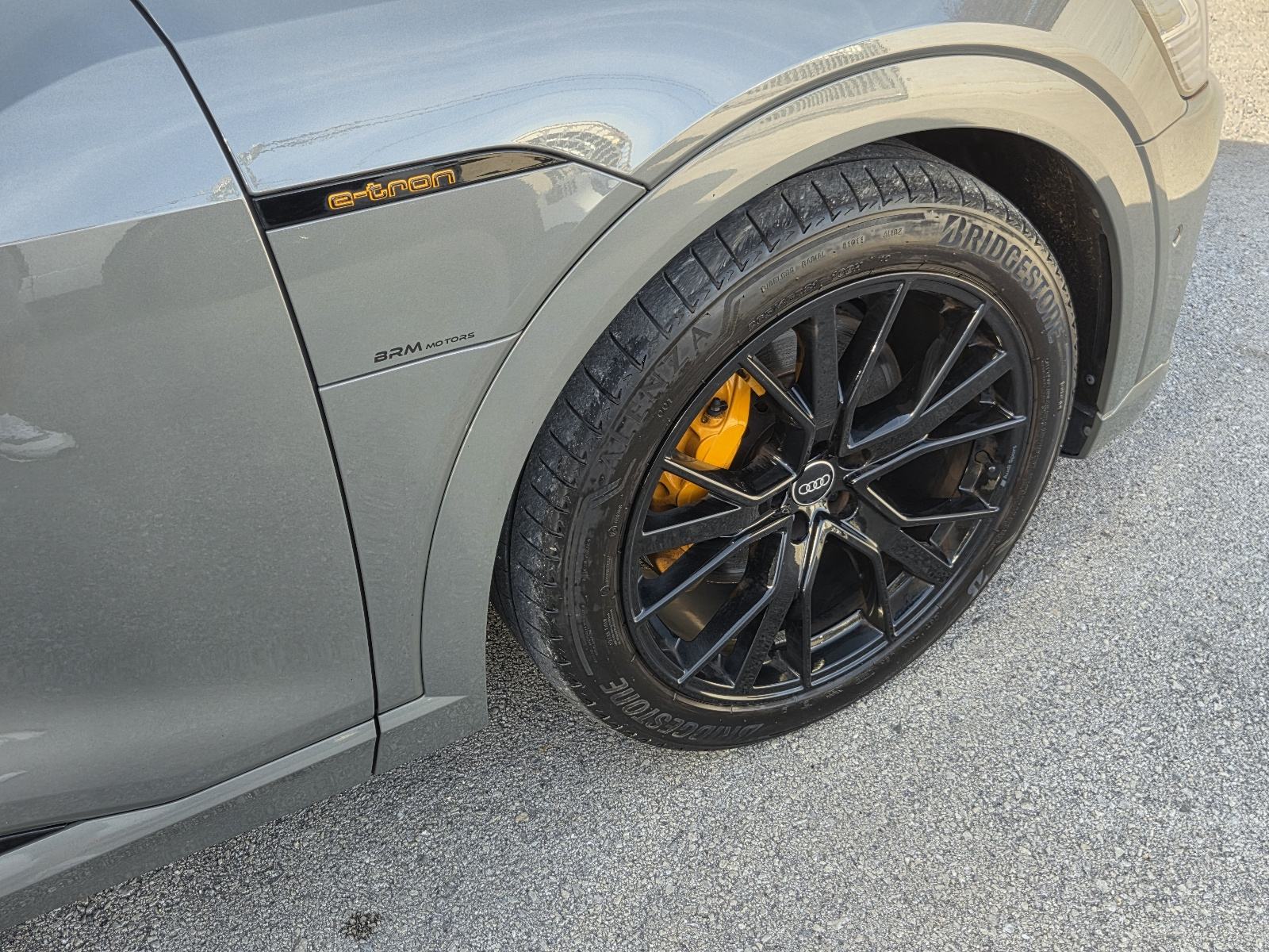 Audi Q8 e-tron 55 Quattro 2x S-Line – Orange Black edition